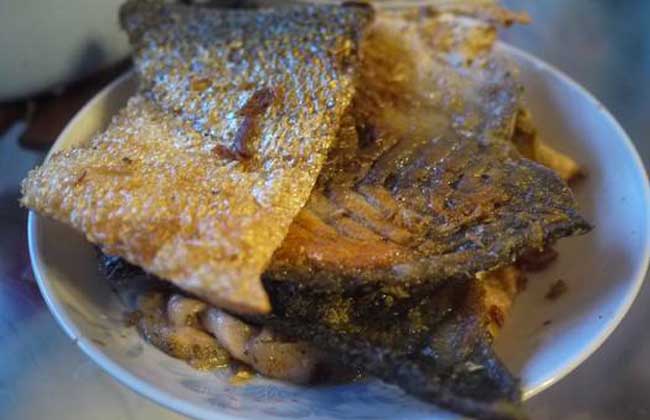 三文鱼皮怎么吃最好？