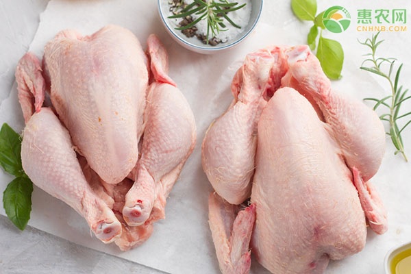 全国鸡肉价格3年首降是什么原因？后续鸡肉价格还会降吗？